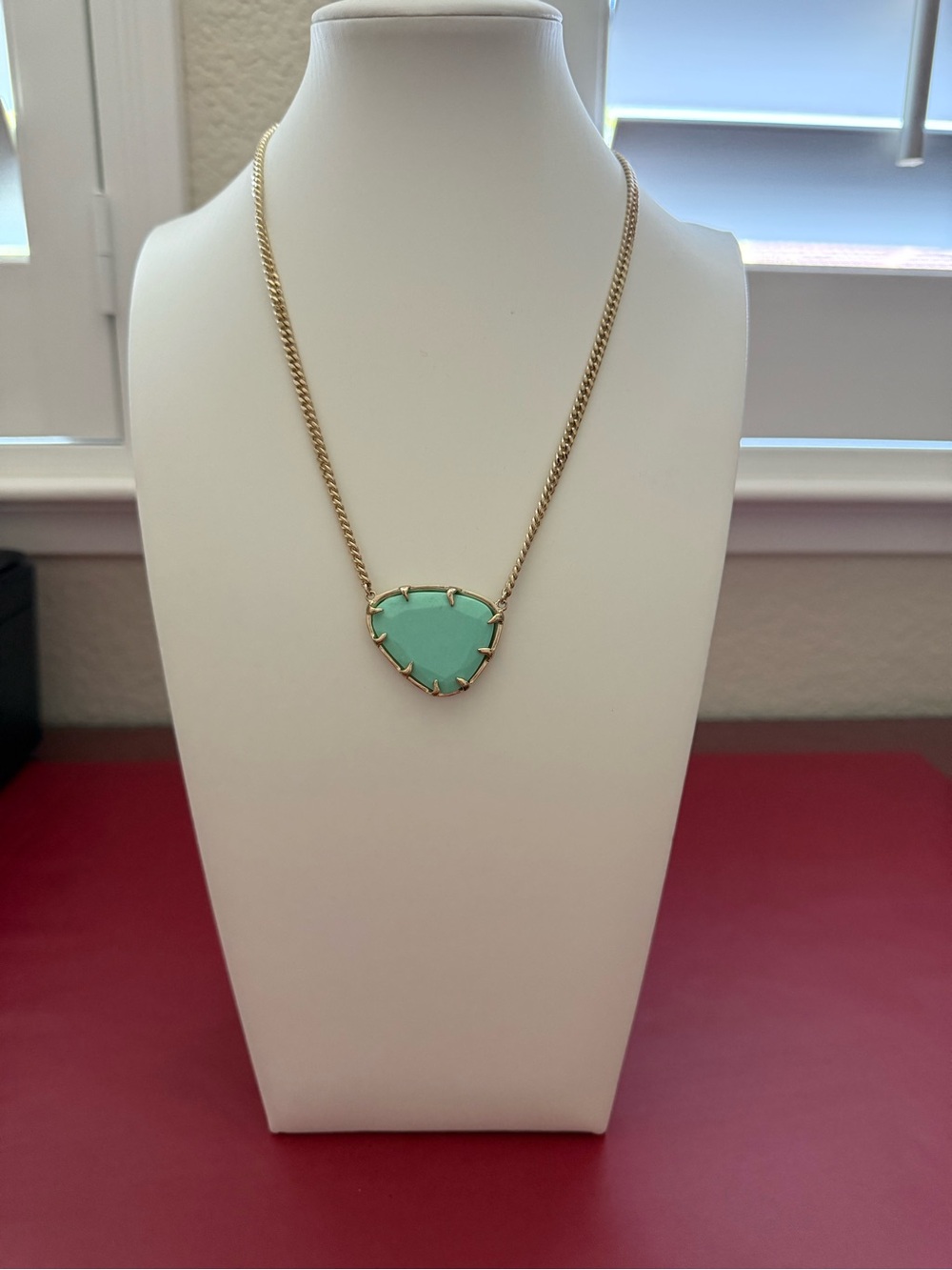 Kendra Scott Reversible Merritt Leaf Necklace in Mint Green RARE HTF
